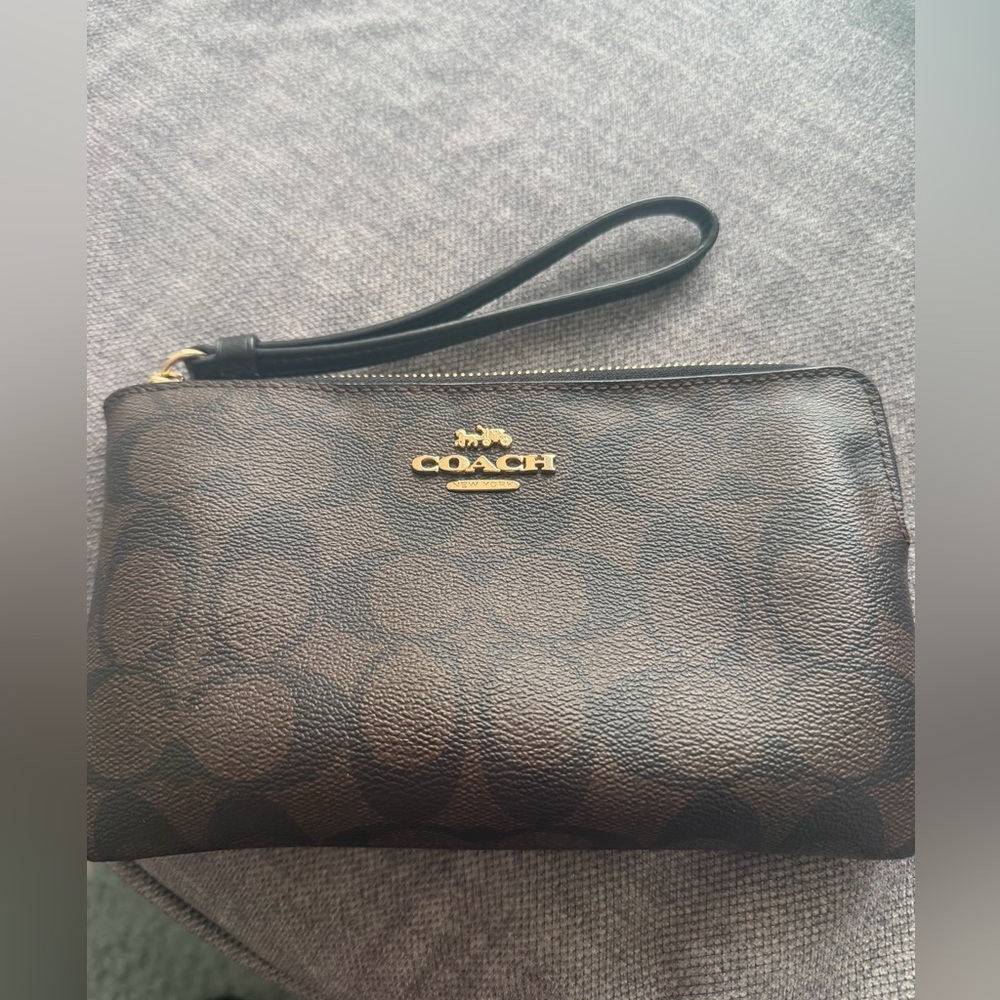 Coach Signature Black and Brown Wristlet